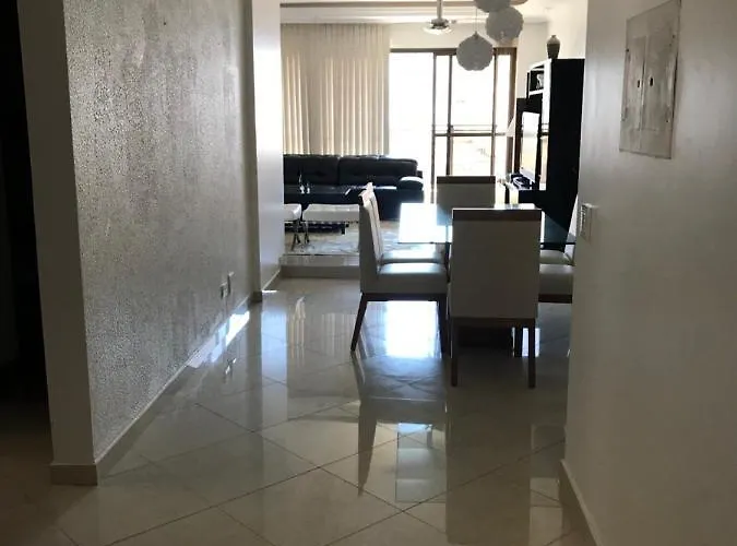 Apartamento temporada Pitangueiras
